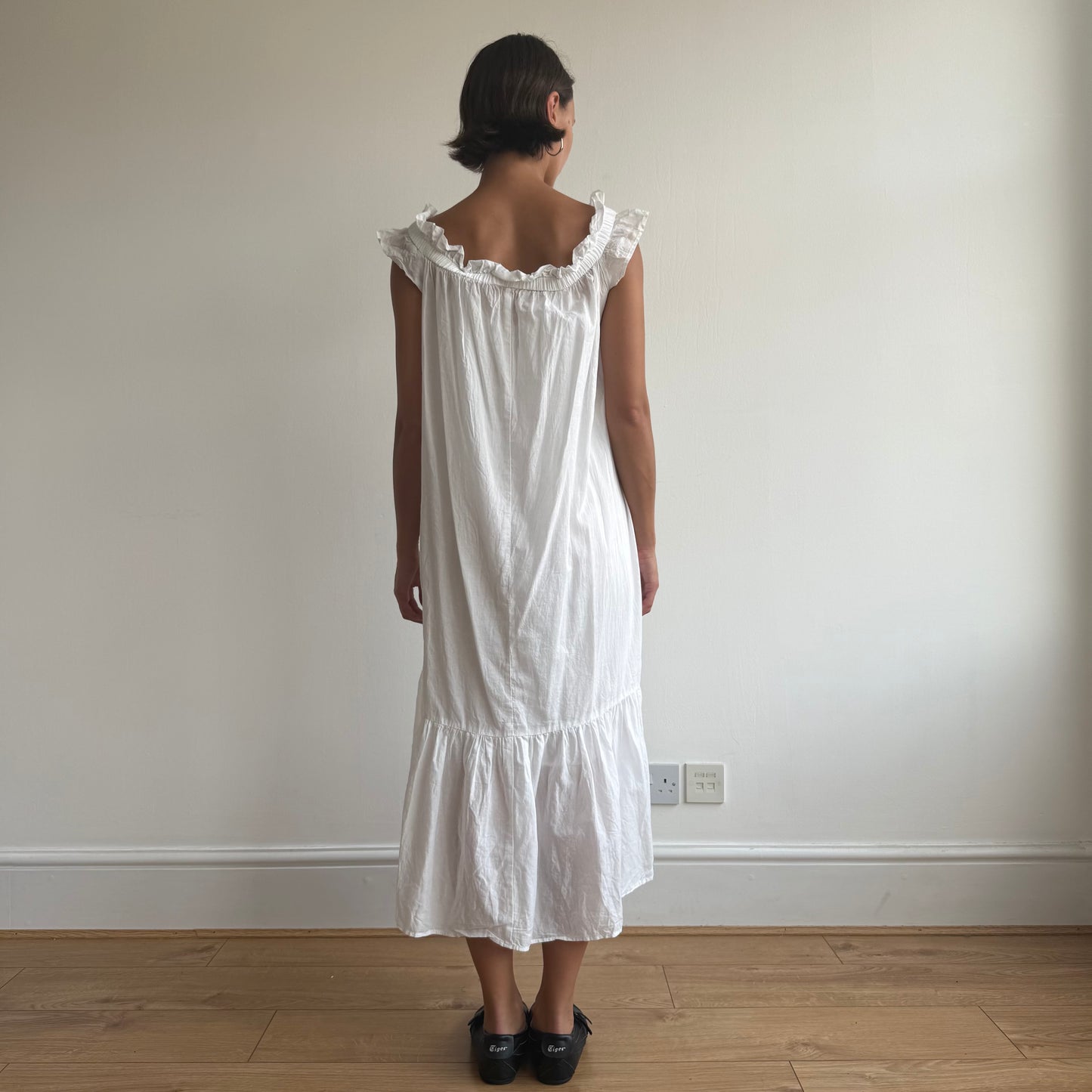 White ruffle milkmaid maxi dress - Size M