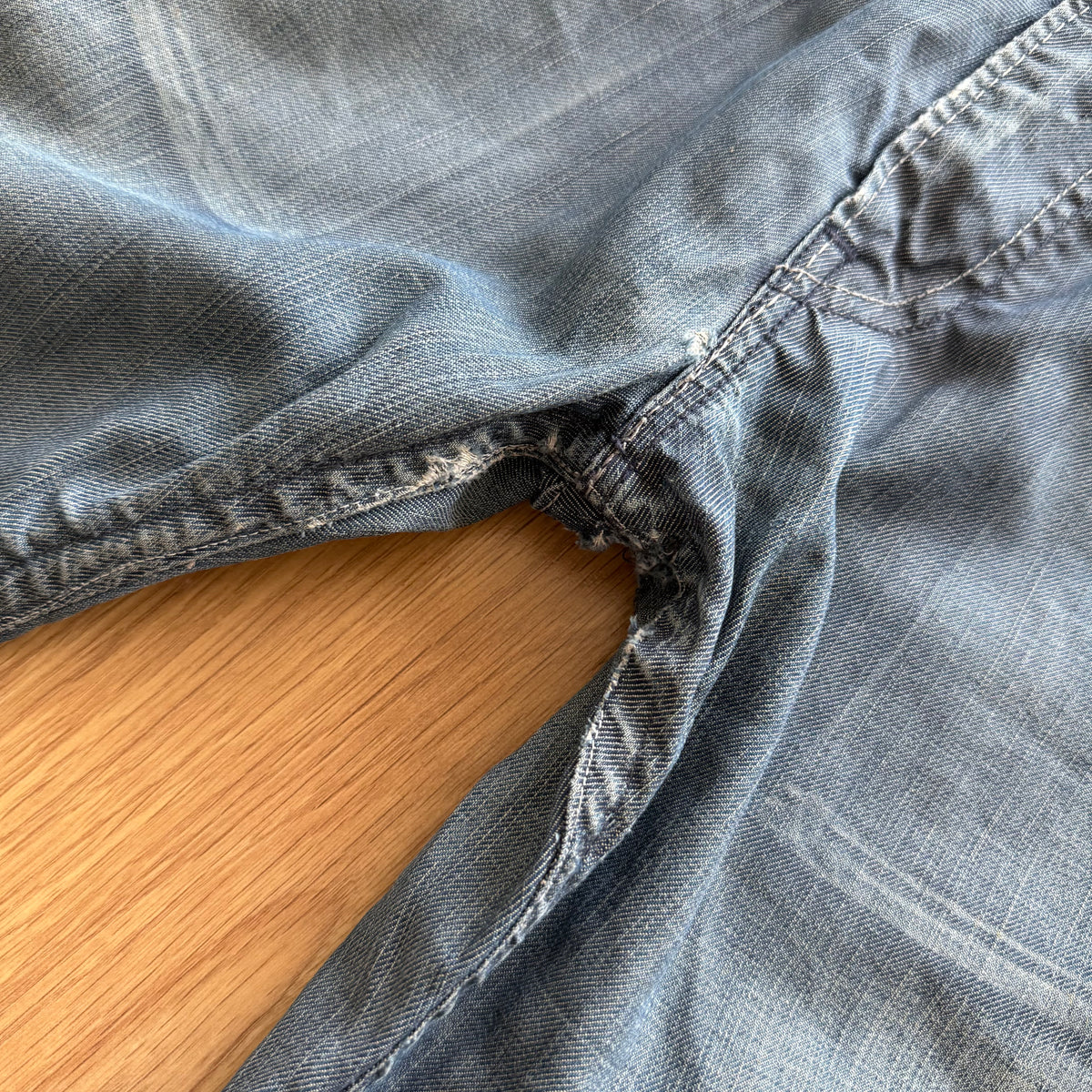 Levi’s cinch back star jeans - Size 30x32