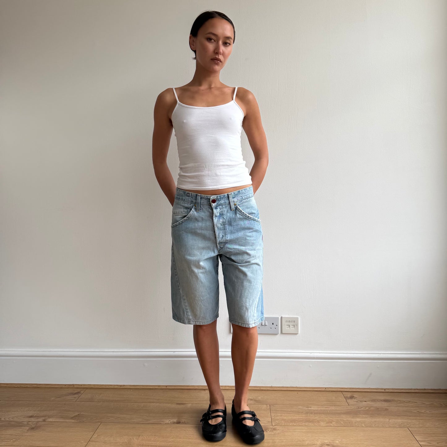 Levi’s Engineered button jorts - Size 30”