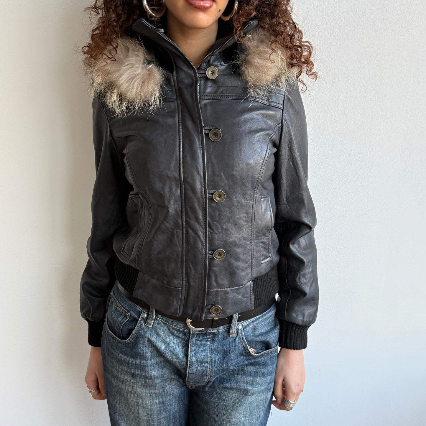 Black leather fur hood bomber - Size S/M
