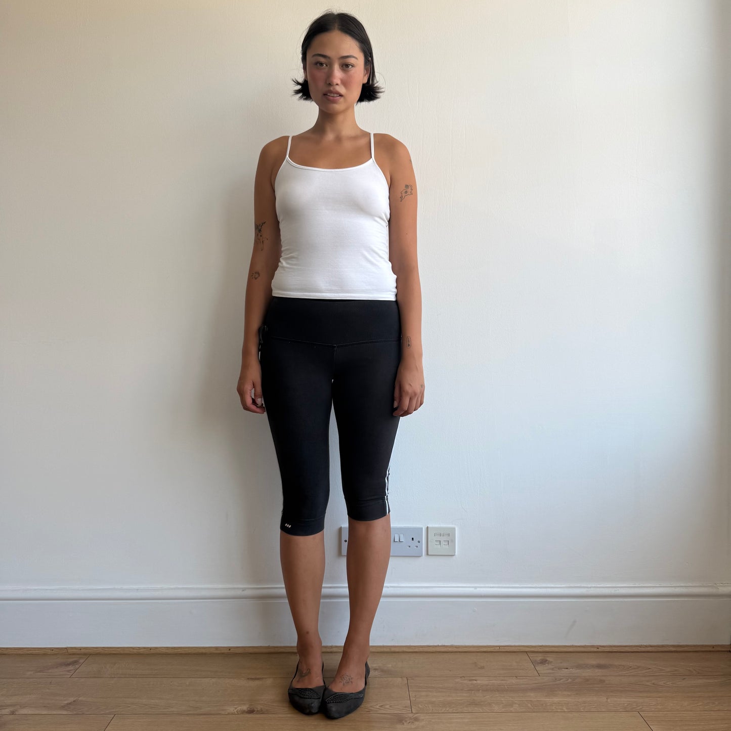 Adidas tie side capris - Size XS