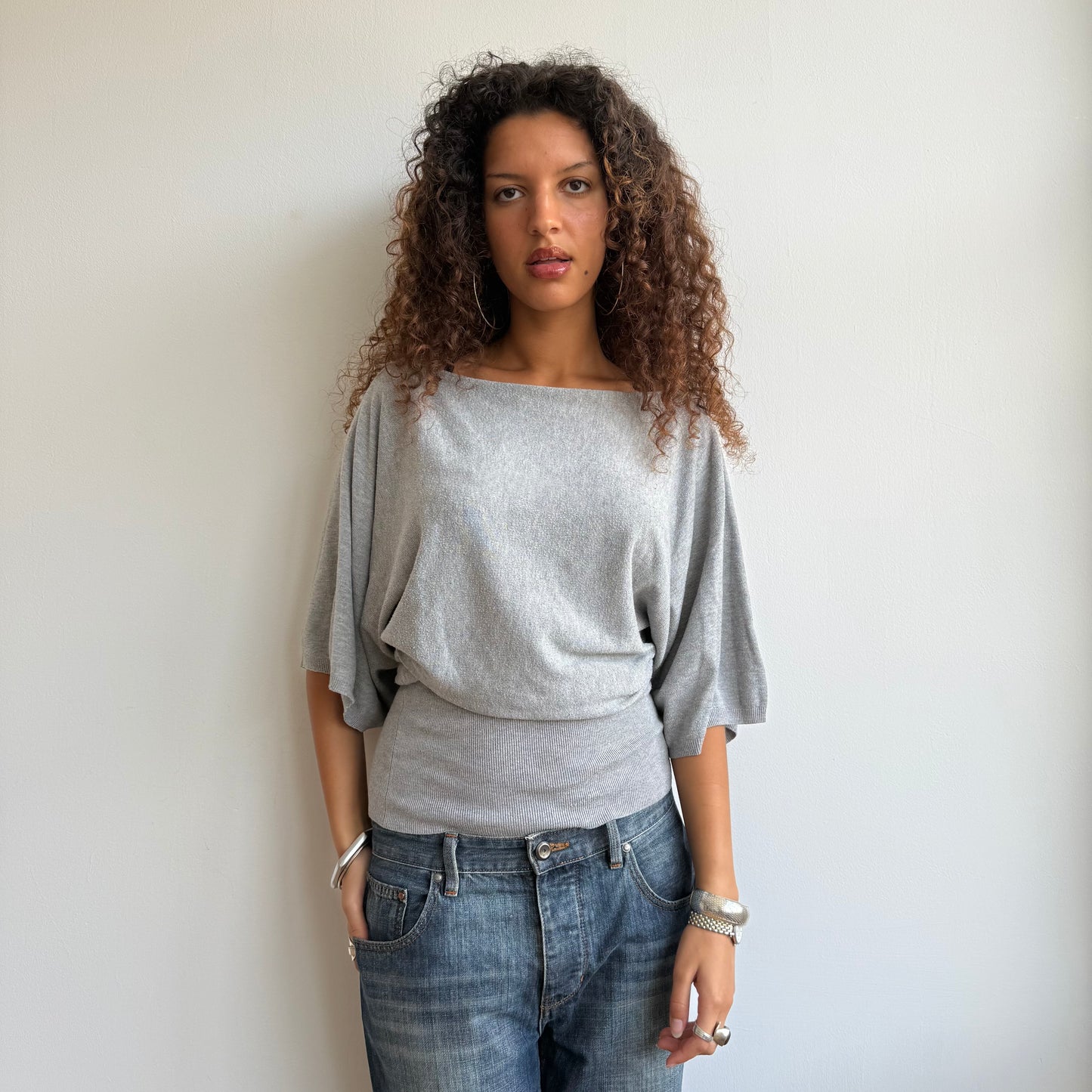 Grey short sleeve slouchy knit - Size M