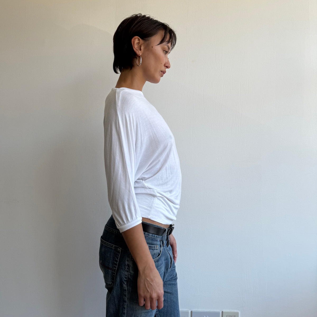 White slouchy batwing top - Size S-M