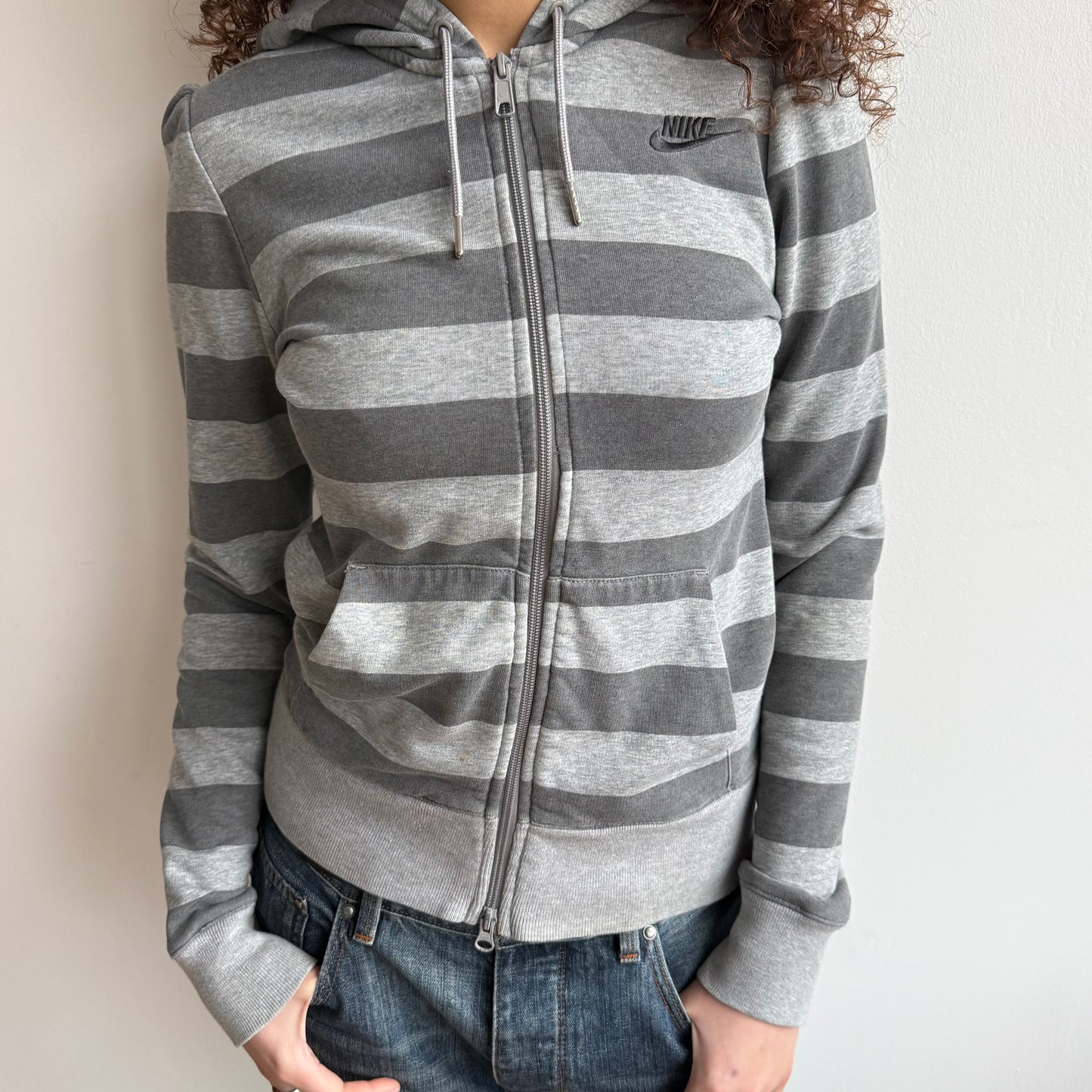Grey striped Nike hoodie - Size S/M