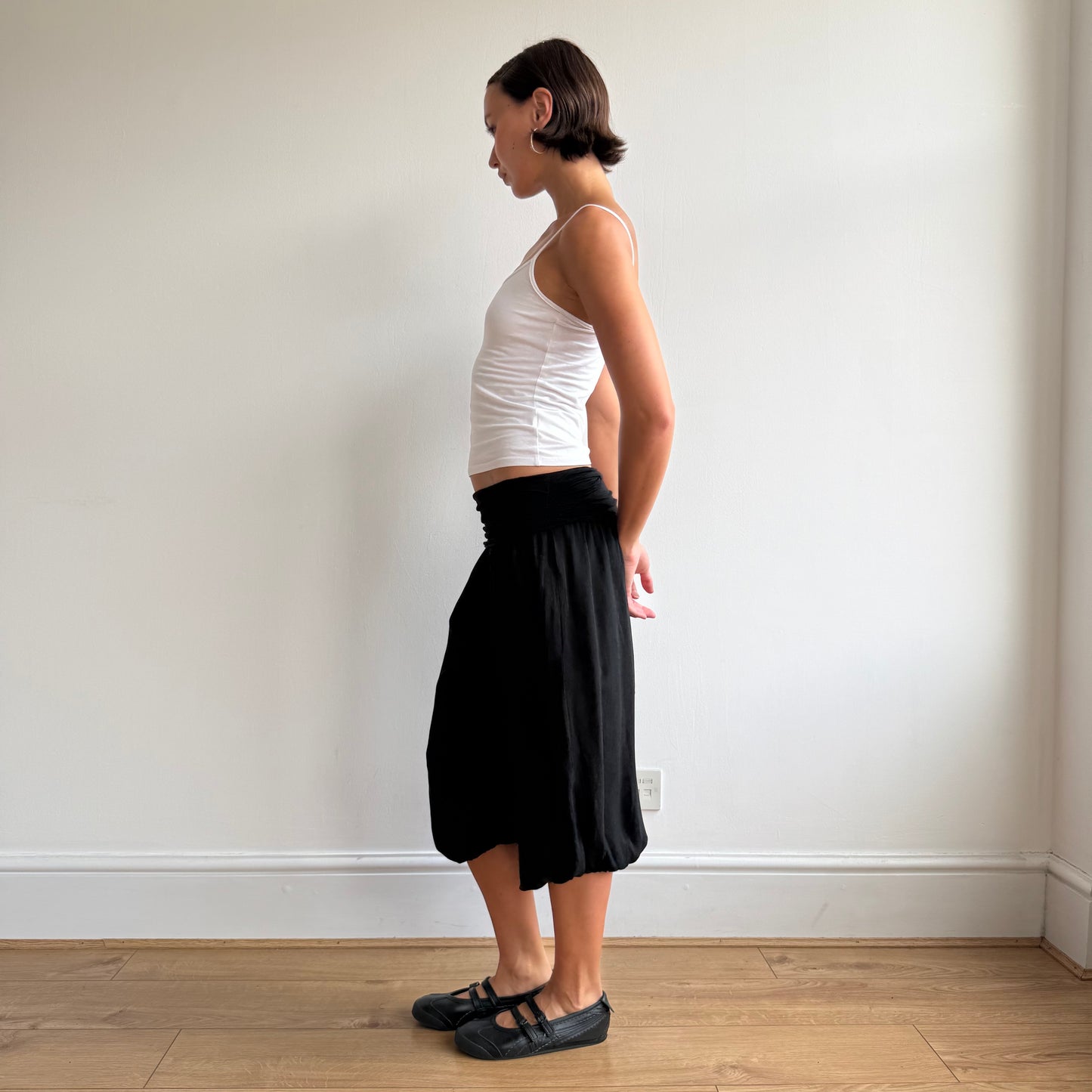 Black balloon capris - Size S