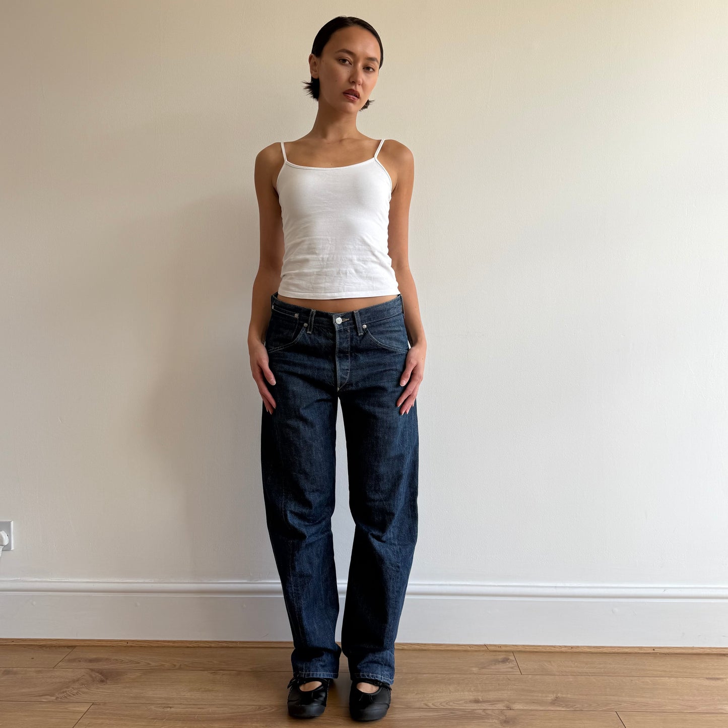 Dark wash Levi’s Engineered jeans - Size 30x32