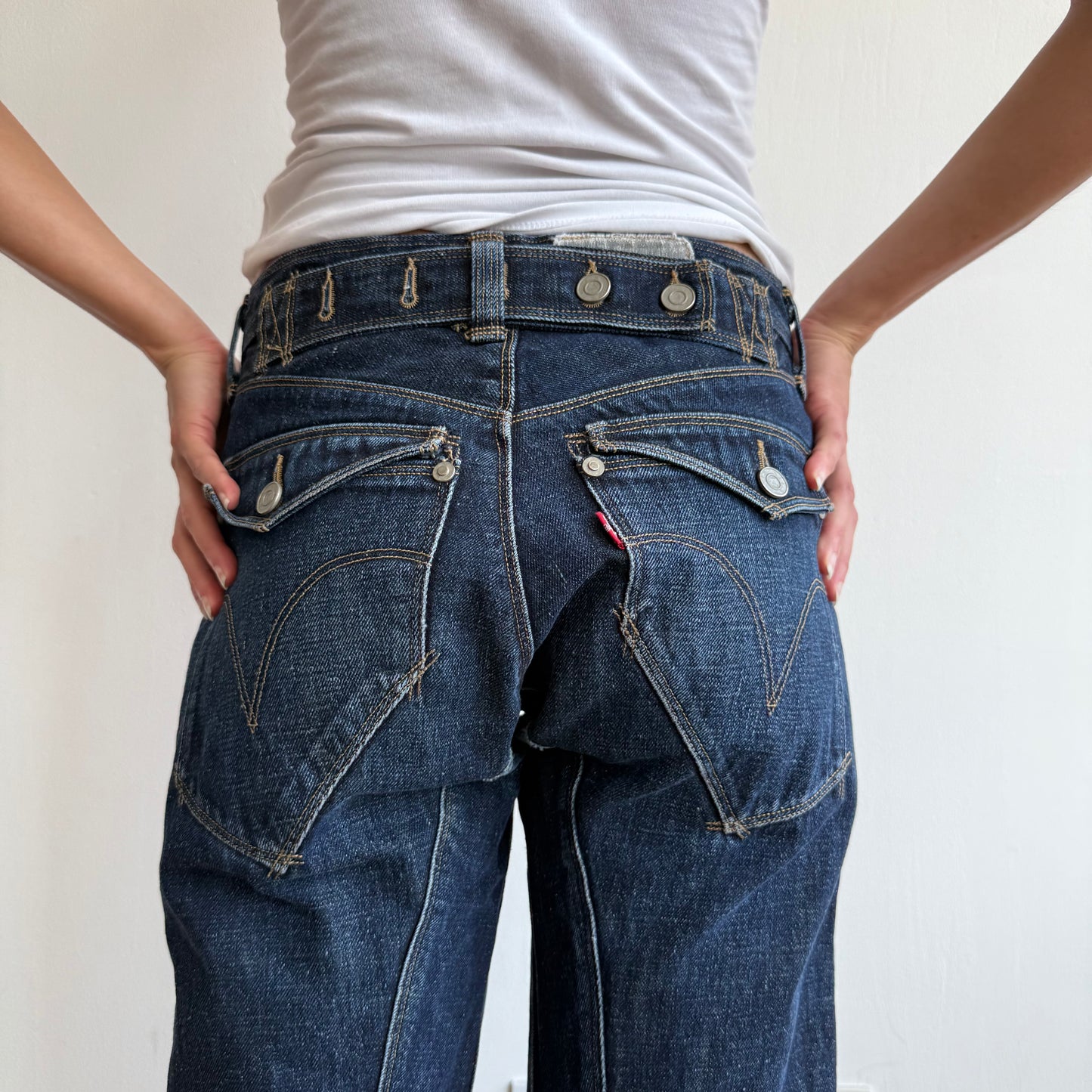 Levi’s Engineered dark wash button jeans - Size 29x32”