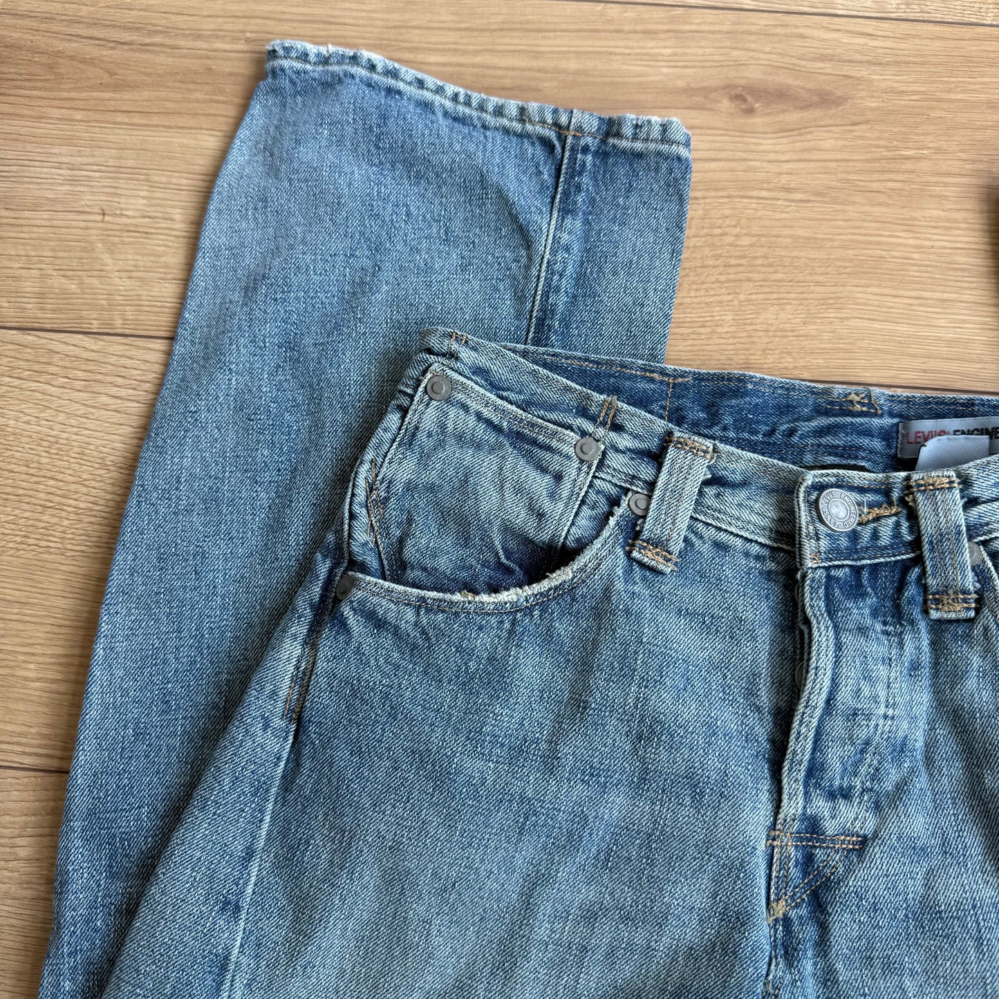 Levi’s Engineered 1999 jeans - Size 28x32
