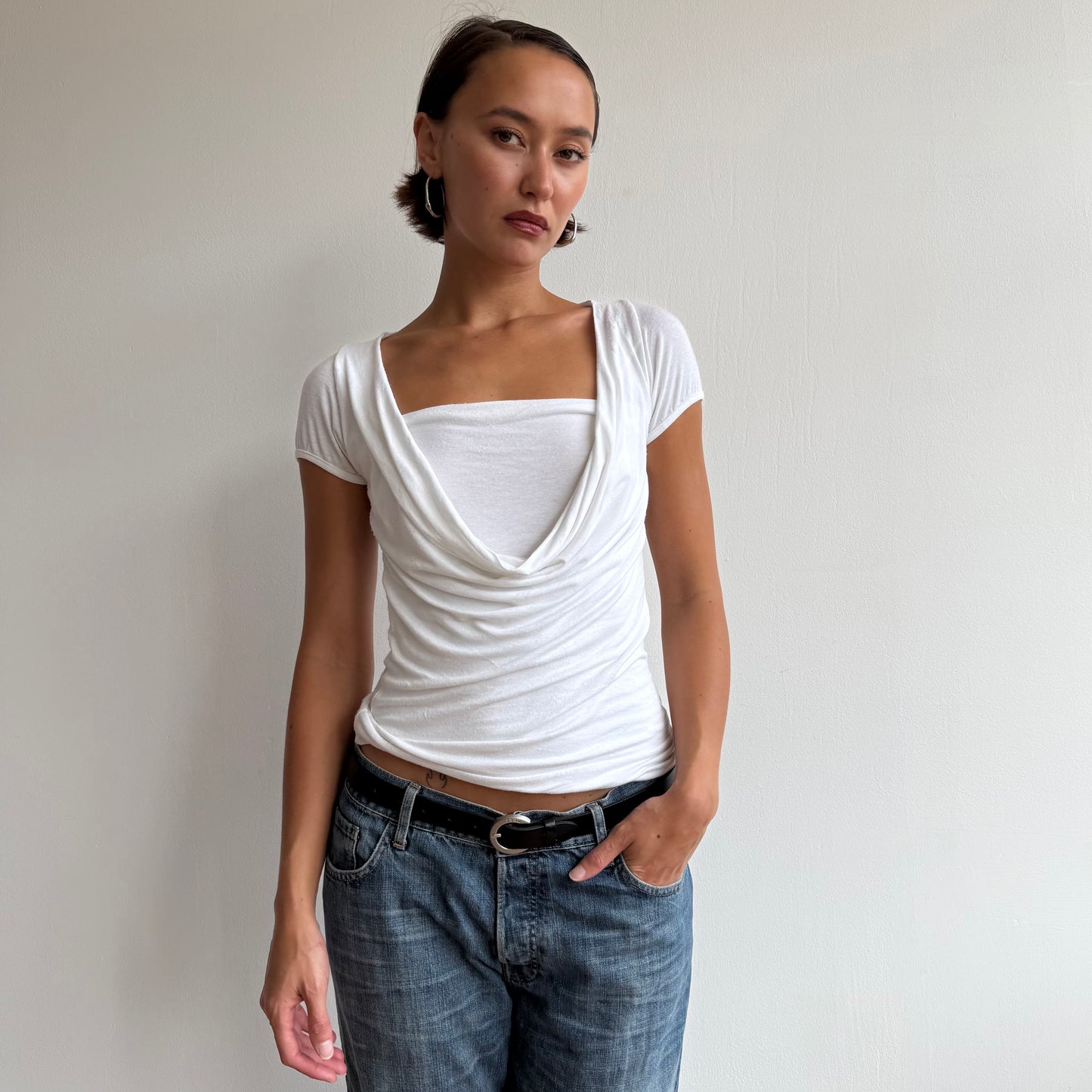 White cowl double layer keyhole top - Size S