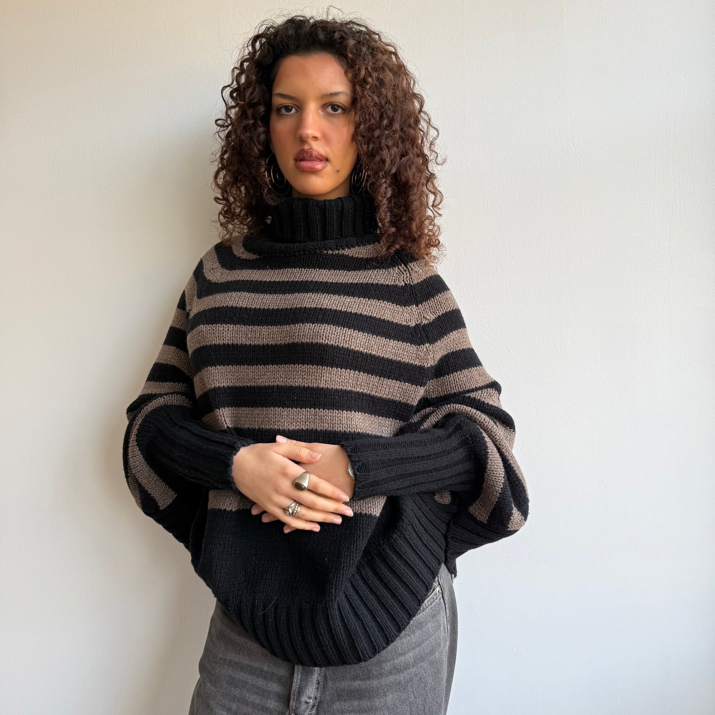 Brown batwing roll neck - Size M
