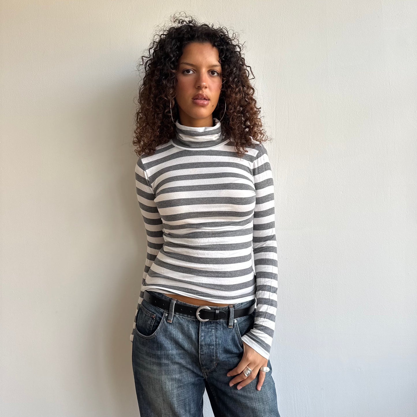 Grey + white stripe roll neck - Size S