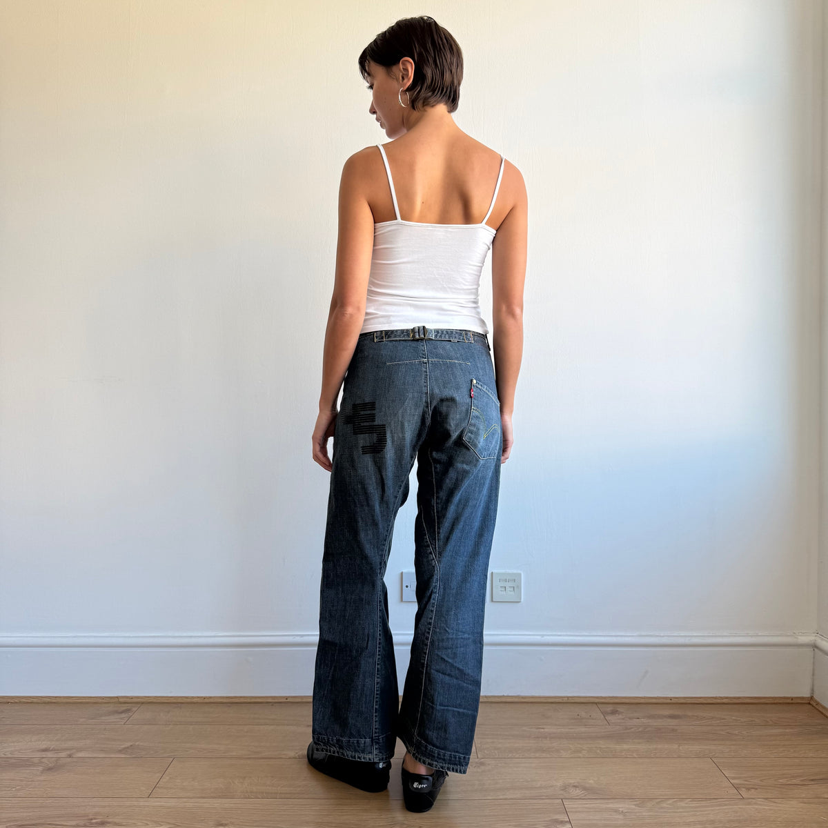 Levi’s Engineered cinch back jeans - Size 28x32