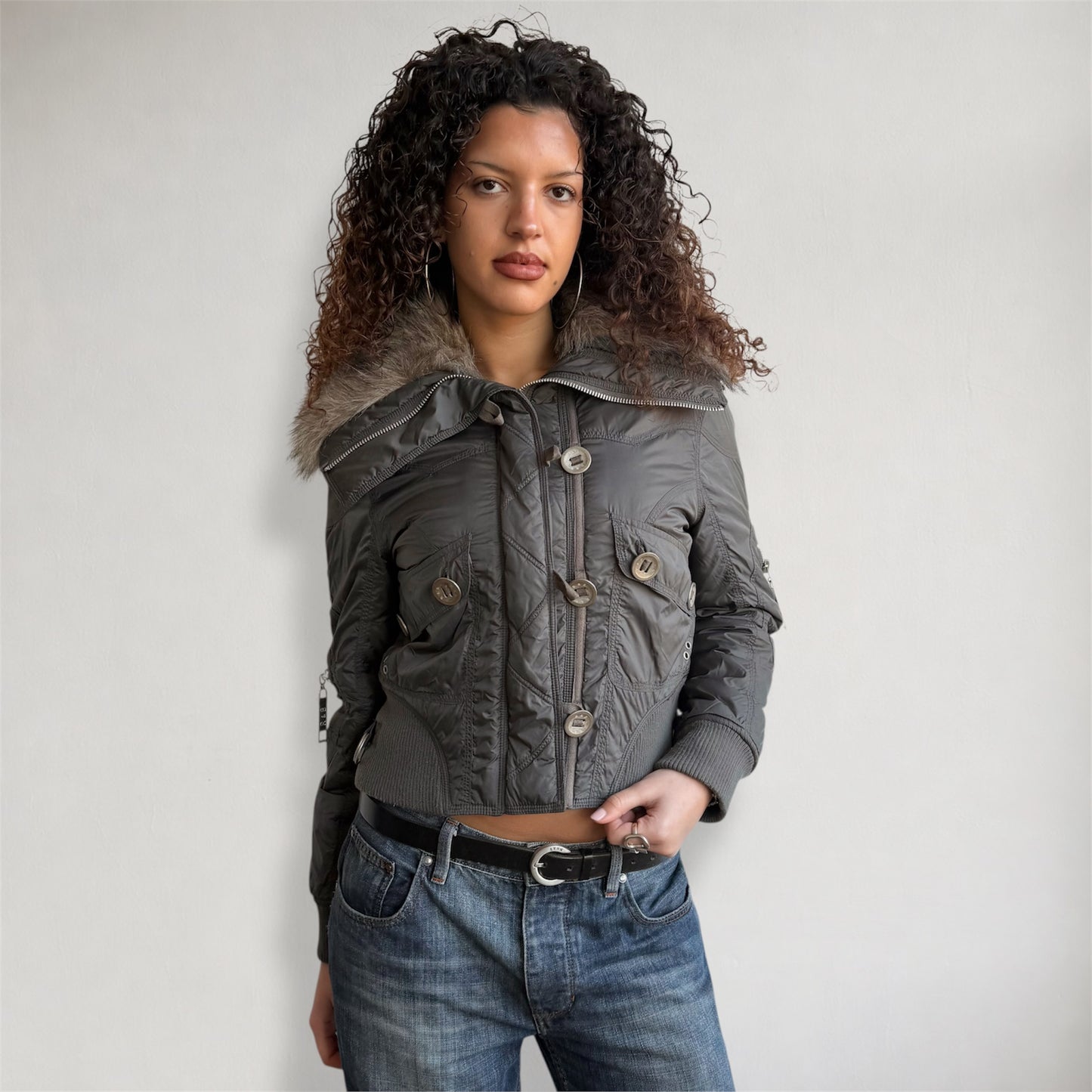Grey fur collar puffer bomber - Size S
