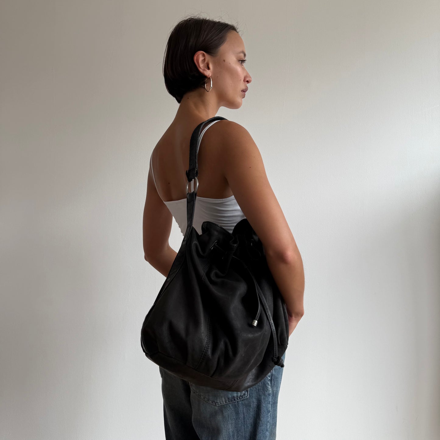 Black leather slouchy handbag - One Size