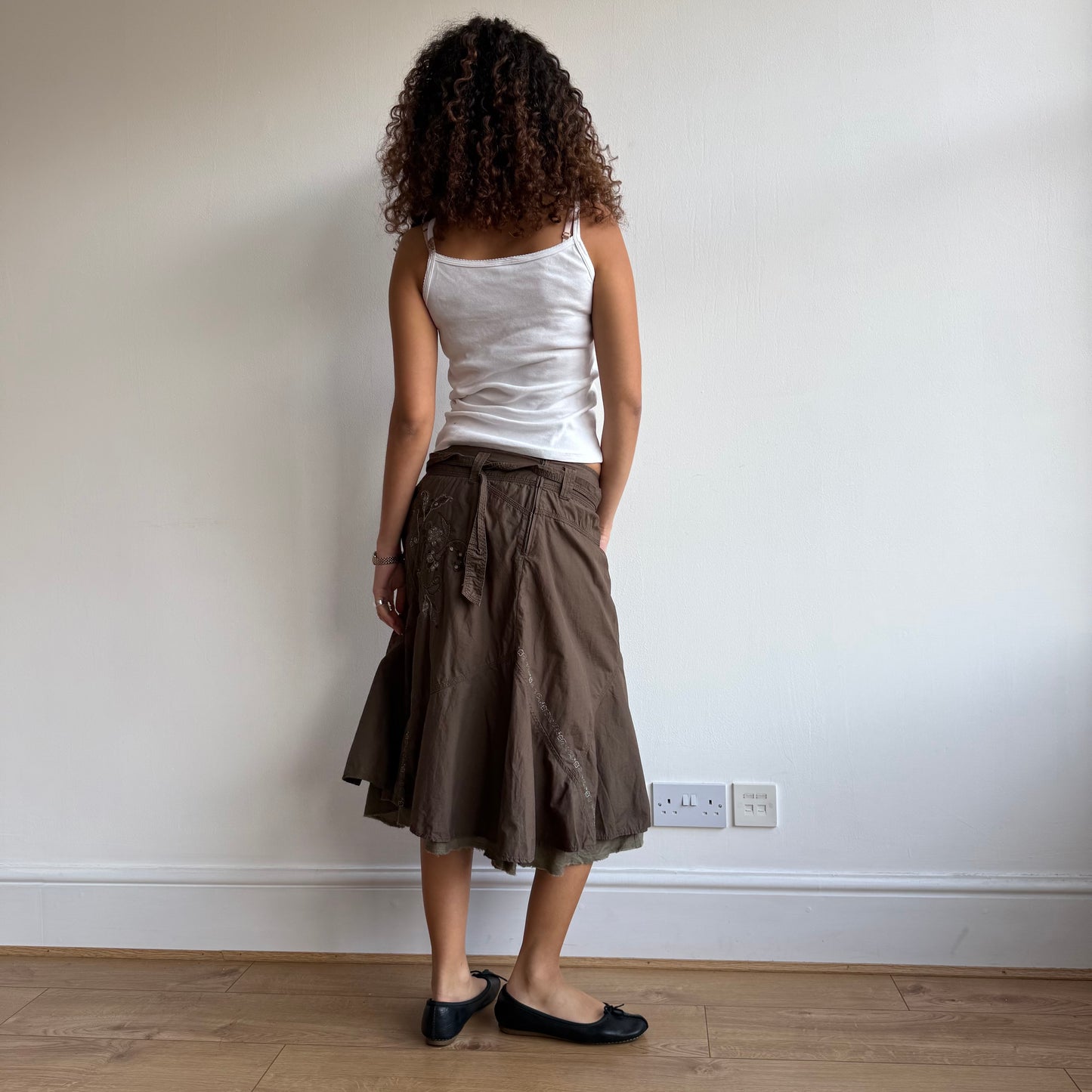 Khaki brown sequin midi skirt - Size M