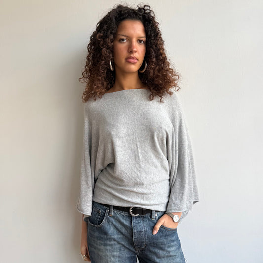 Grey 3/4 sleeve slouchy knit - Size M