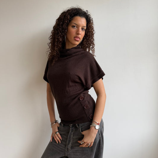 Brown button roll neck - Size M
