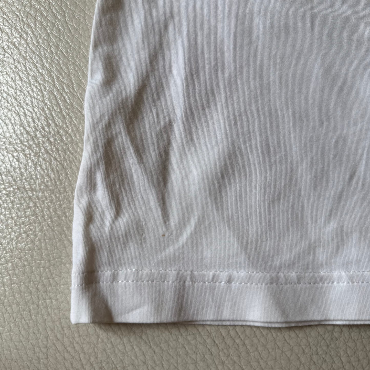 White Nike keyhole top - Size S
