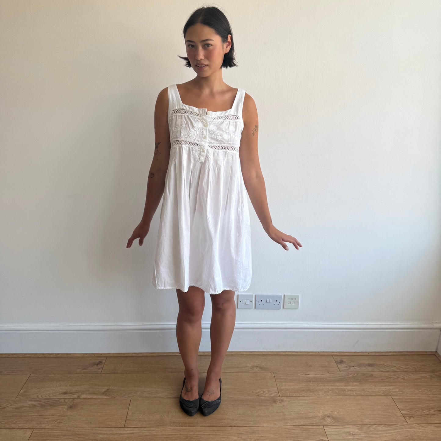 White embroidered milkmaid dress - Size S