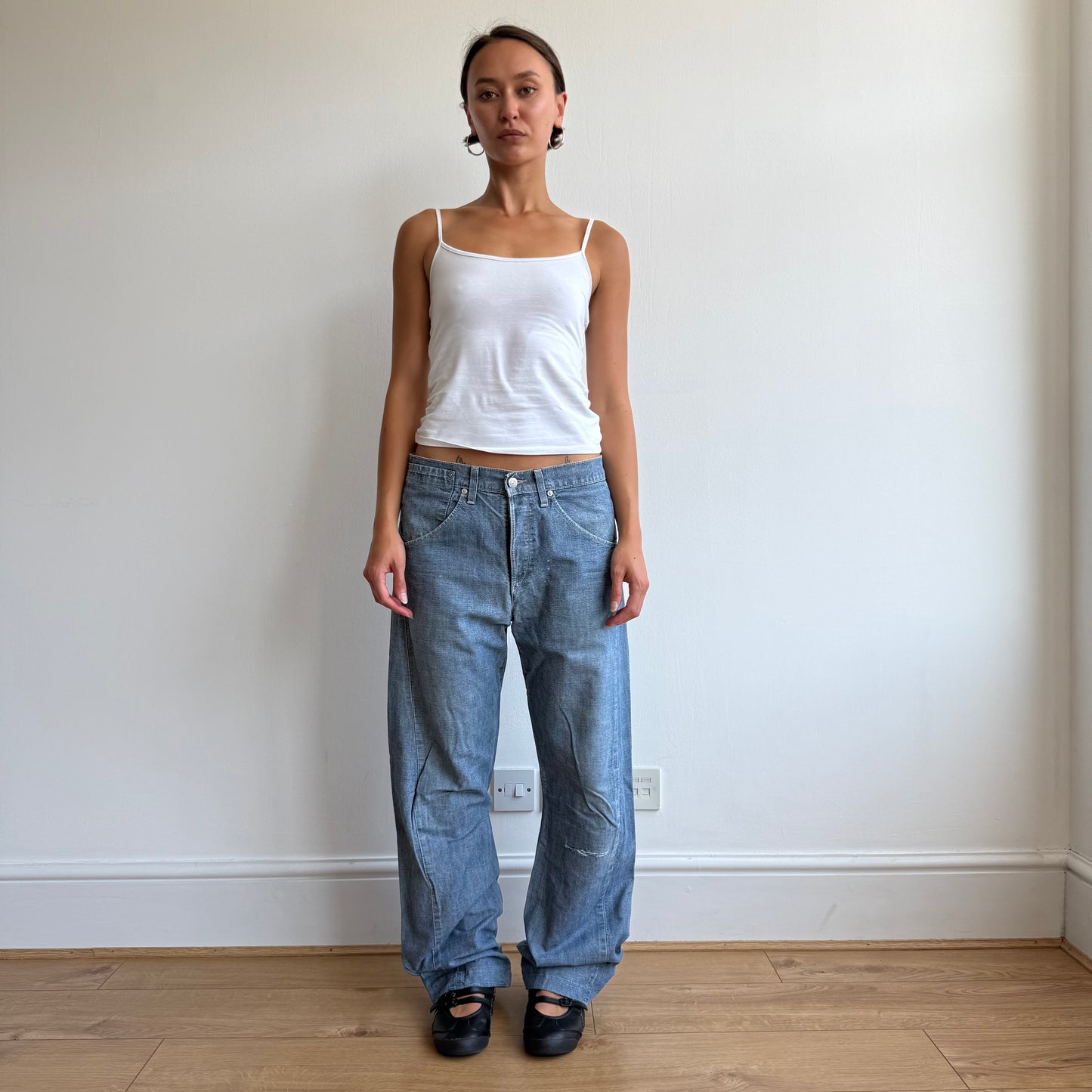 Levi’s engineered blue jeans - Size 32x34