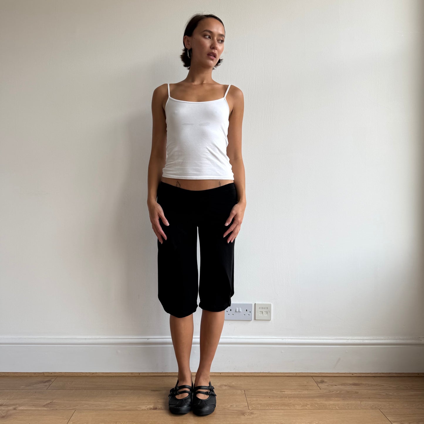 Black wrap front capris - Size XS