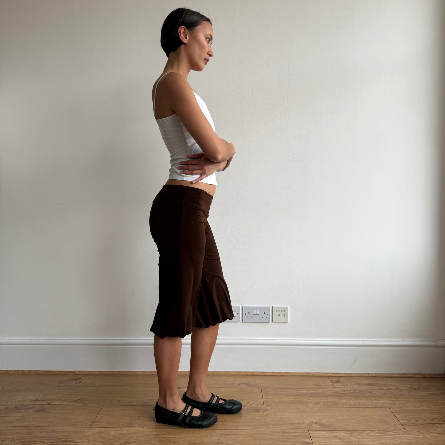 Brown harem bubble capris - Size S