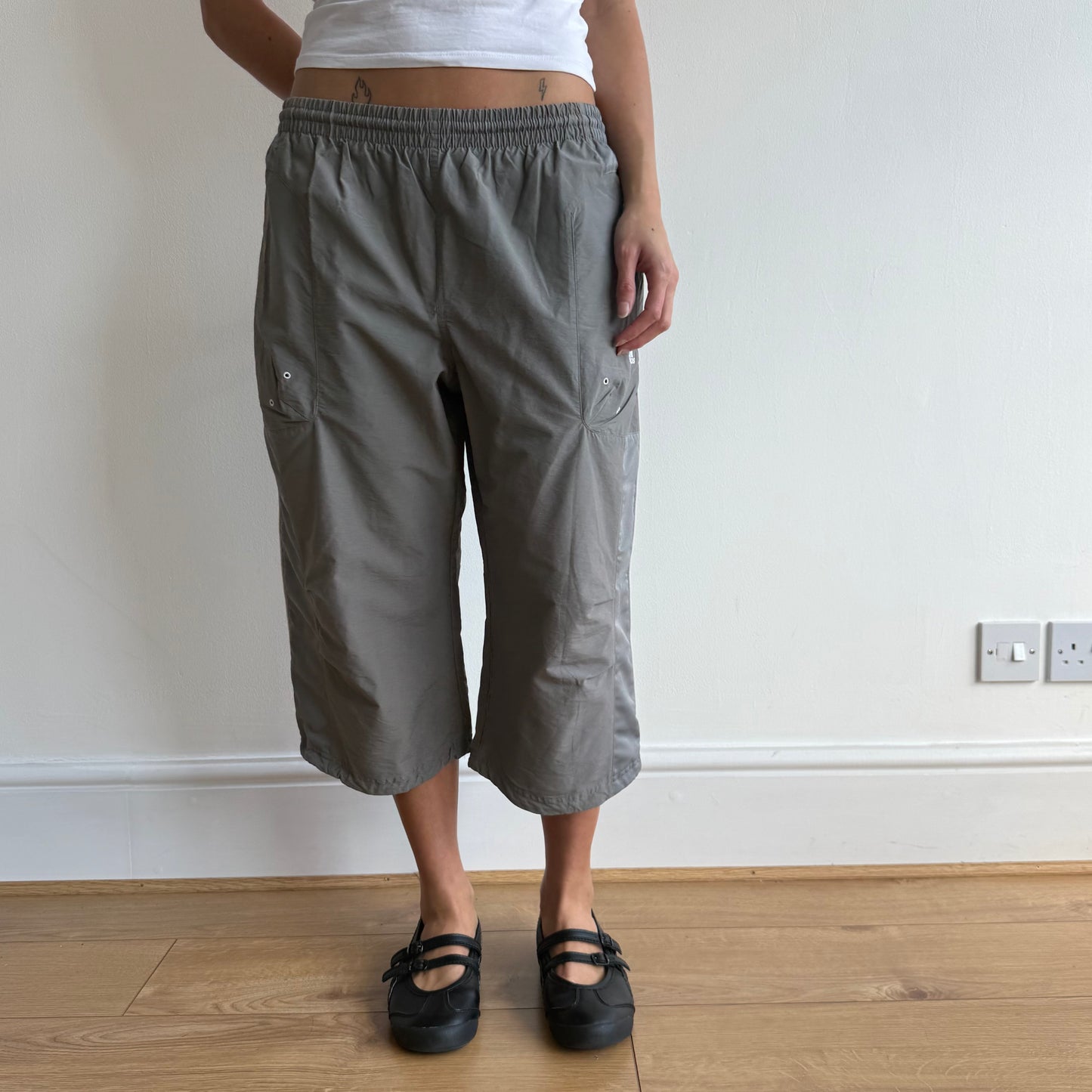 Grey Adidas bi-material capris - Size S-M