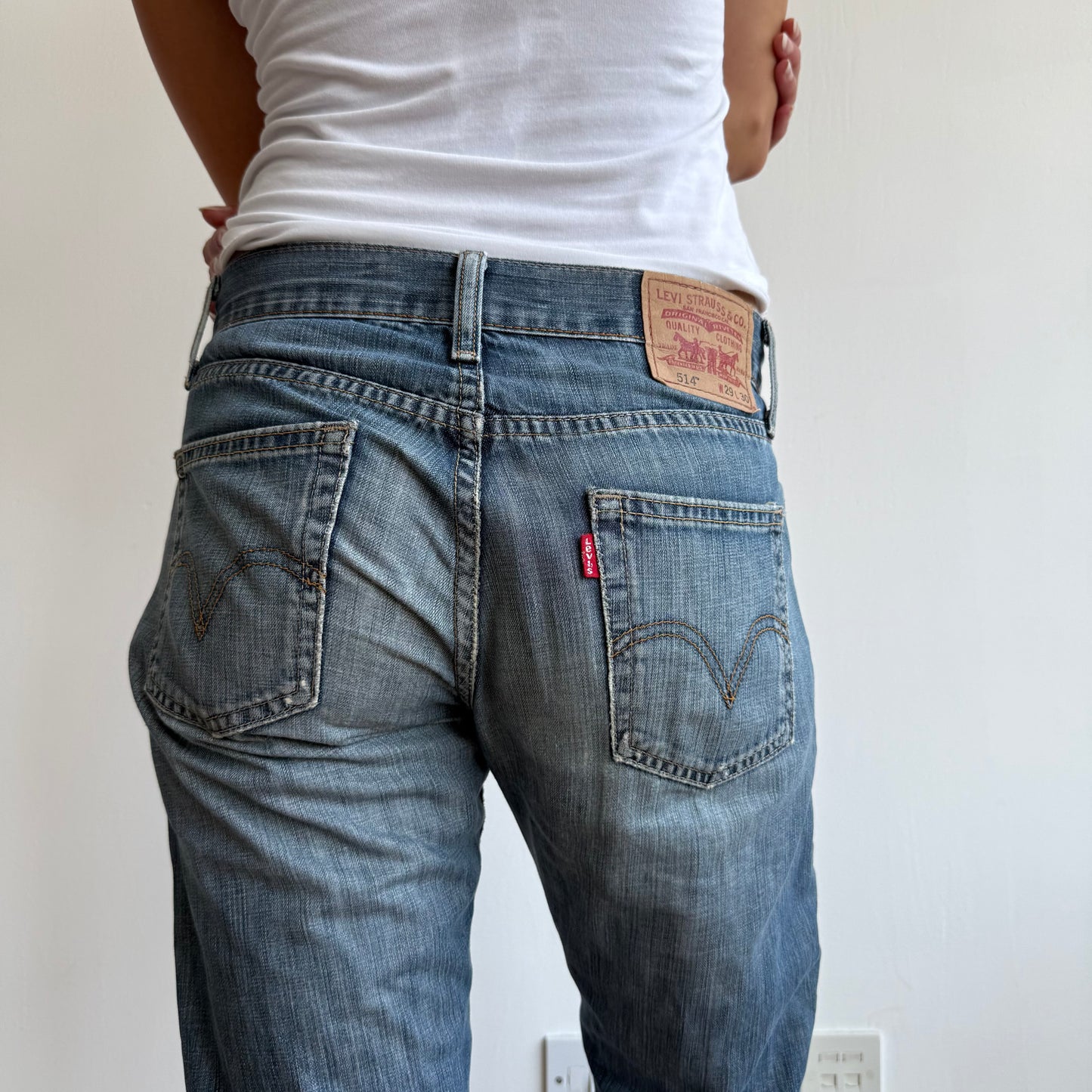 Levi’s mid wash straight fit jeans - Size 29x30