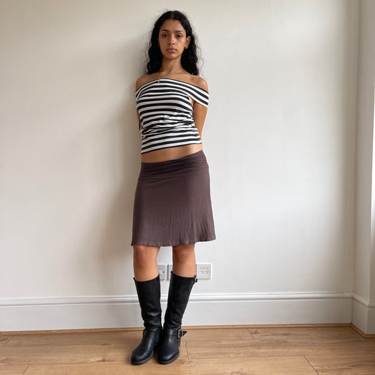 Brown ruched side skirt - Size S