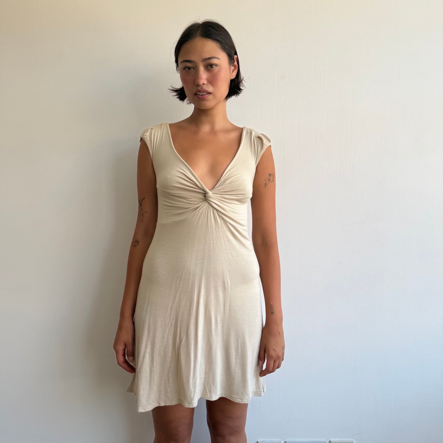 Beige keyhole twist dress - Size S