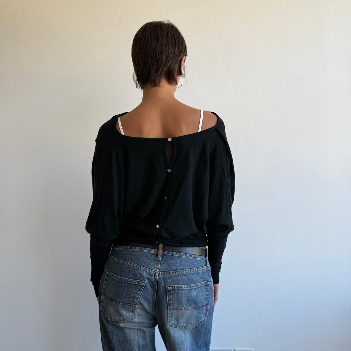Black slouchy batwing jumper - Size M