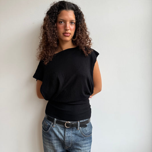 Black slouchy knit - GIVEAWAY