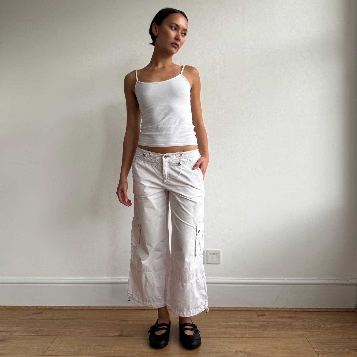 Pale pink toggle capris - Size S