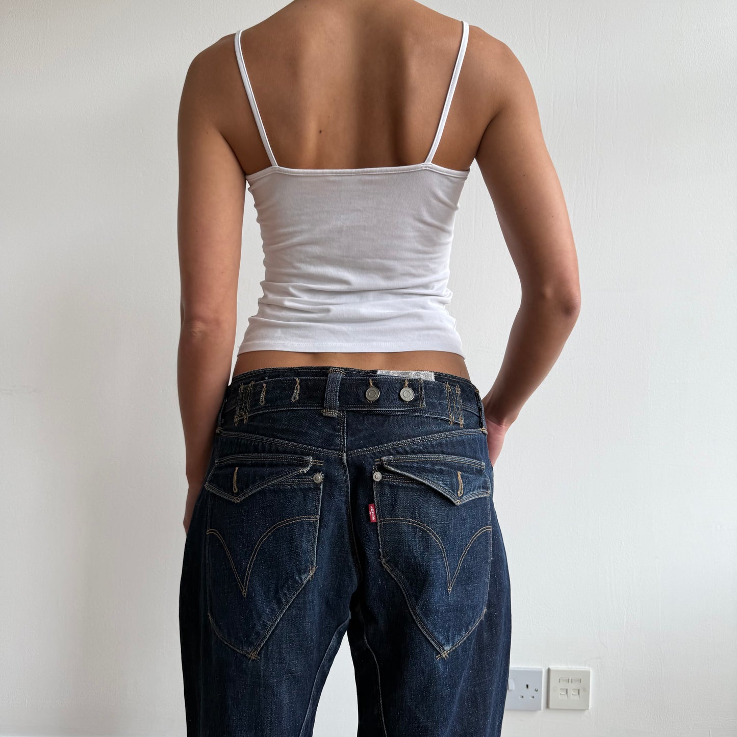 Levi’s Engineered dark wash button jeans - Size 32x32