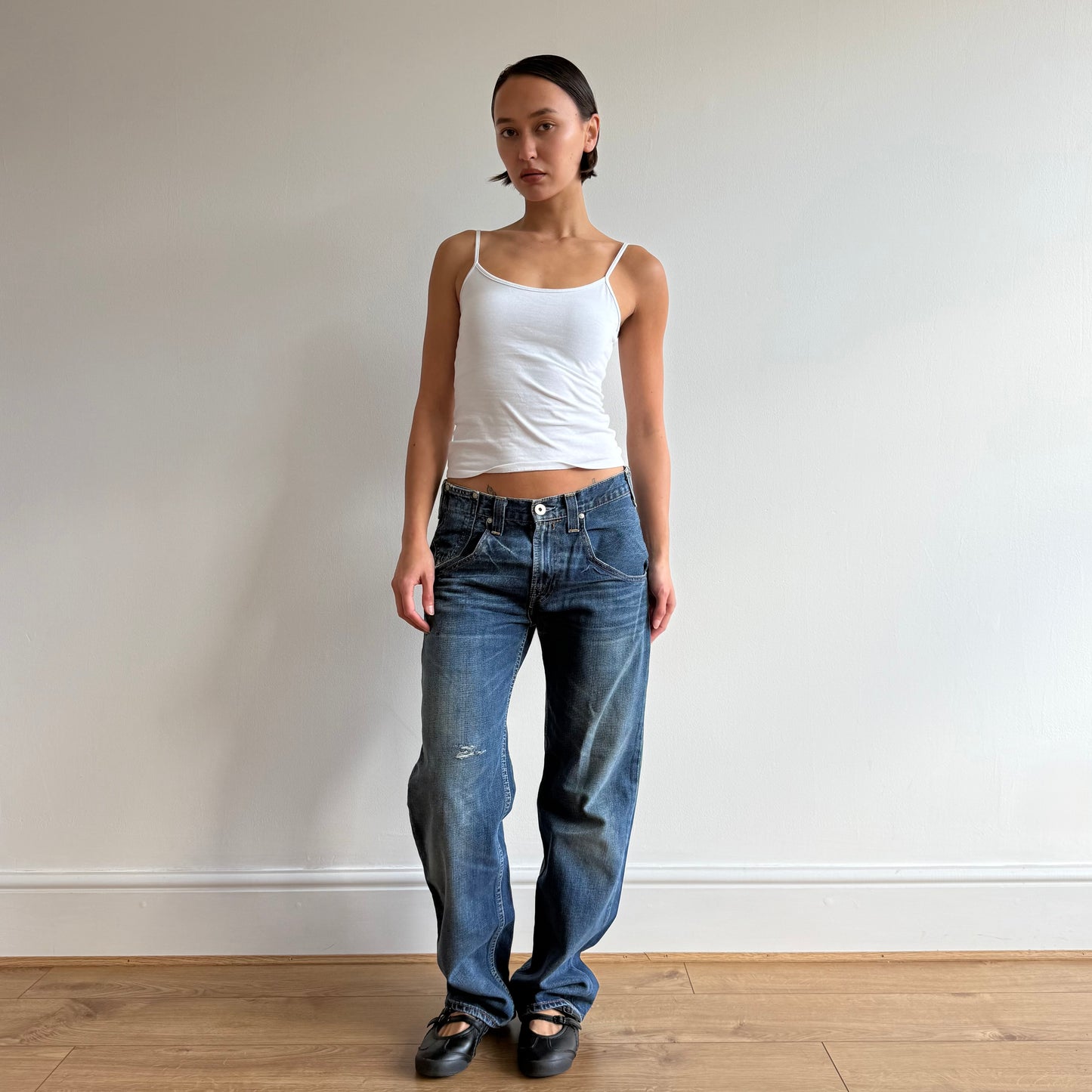Levi’s cinch back jeans - Size 31x32