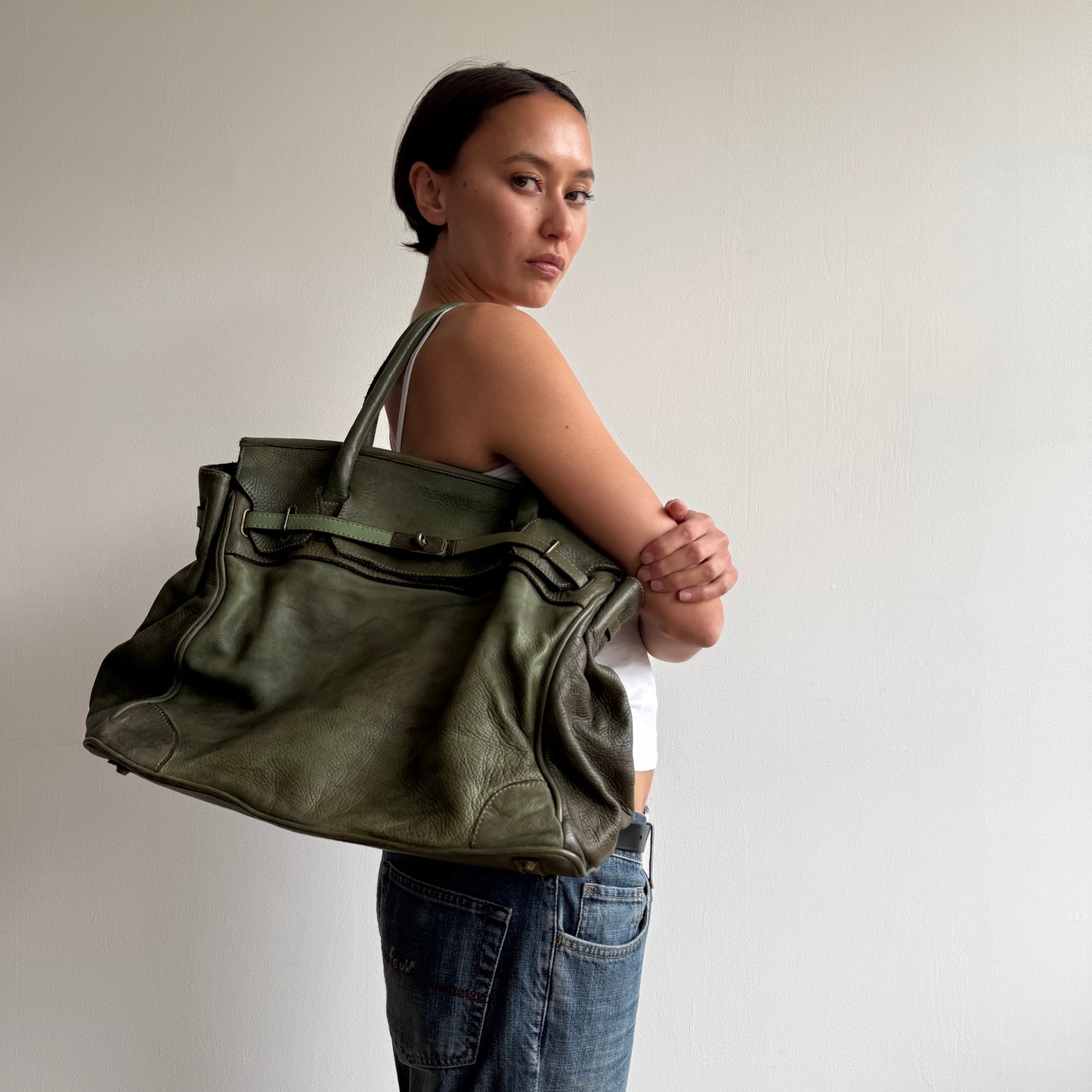 Moss green leather ‘firkin’ bag - One Size