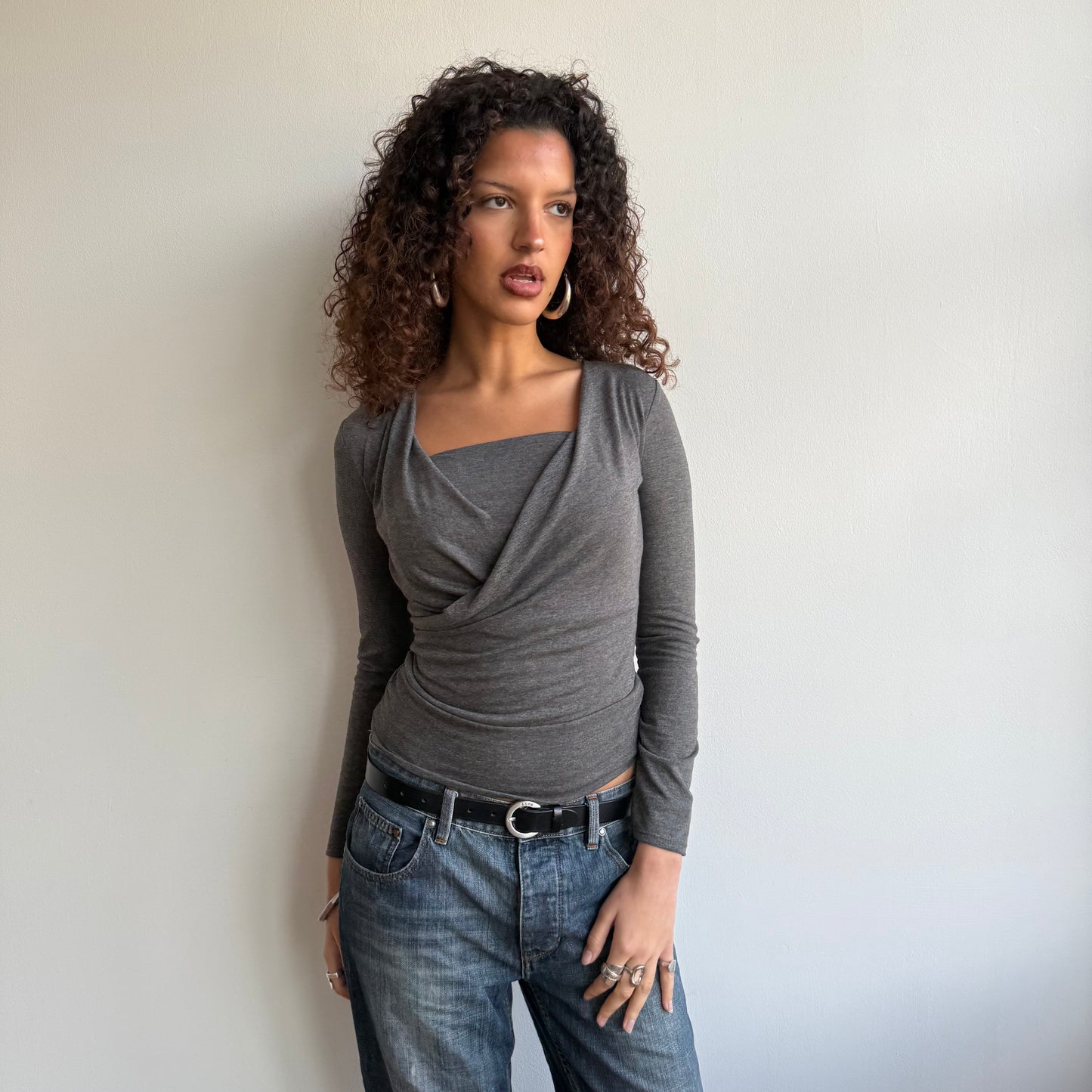 Charcoal grey keyhole top - Size S