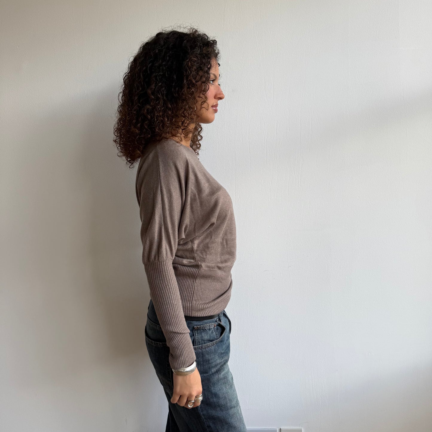 Taupe slouchy long sleeve knit - Size S/M