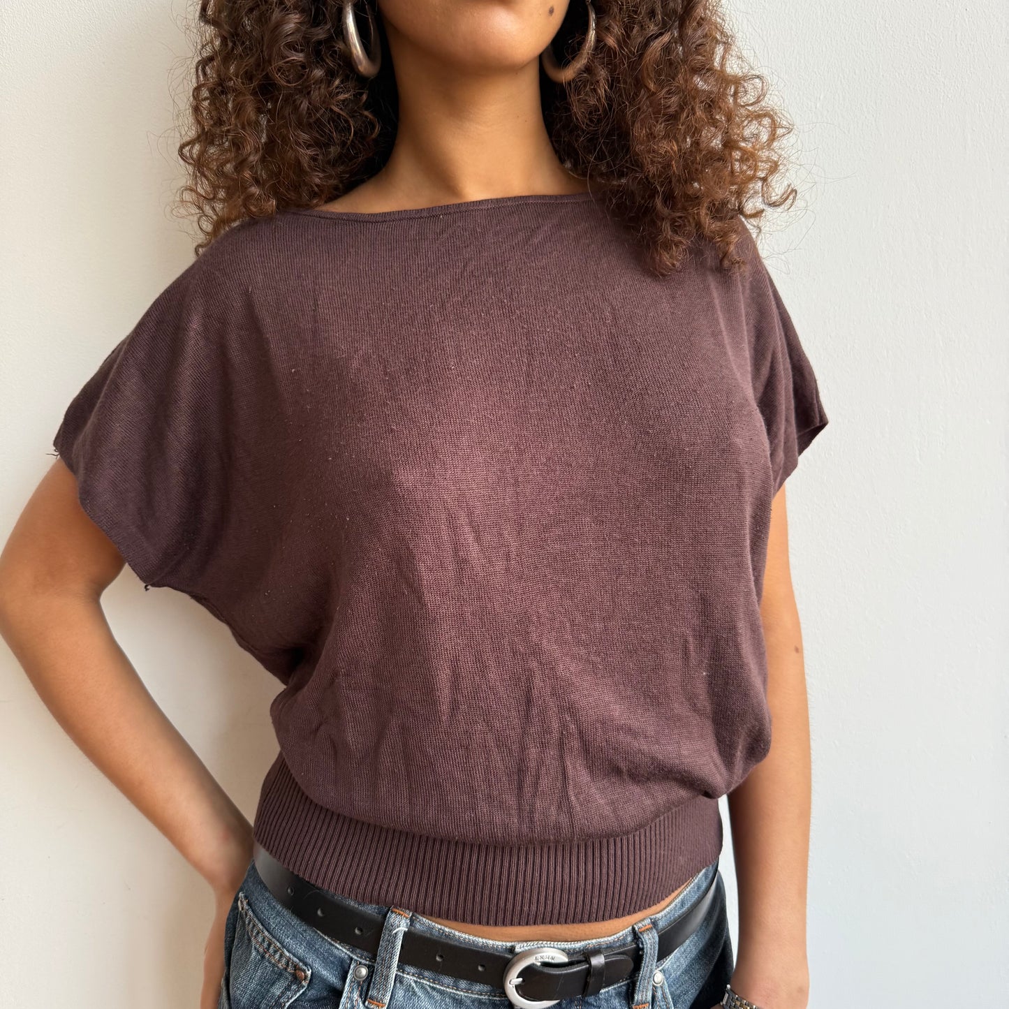 Brown slouchy short sleeve knit - Size S/M