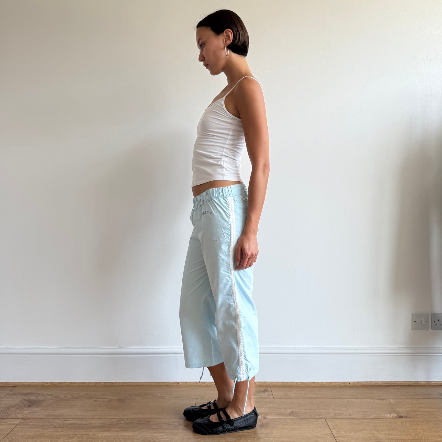 Baby blue Nike toggle capris - Size S
