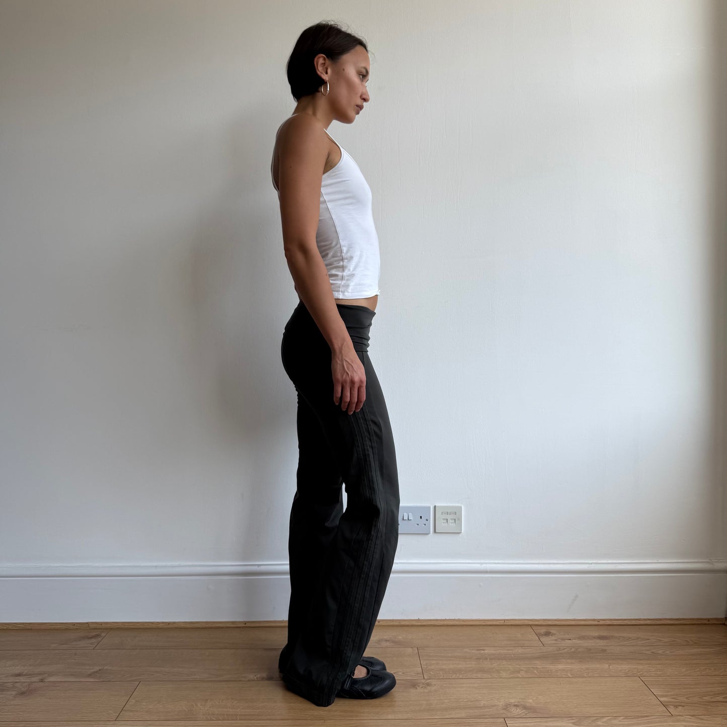 Khaki Adidas stripe flared yoga pants - Size S-M