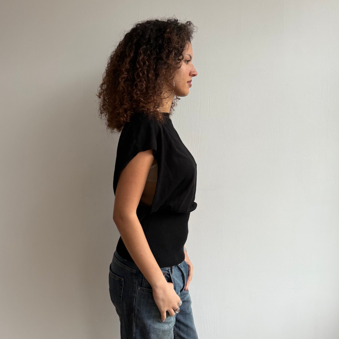 Black short sleeve keyhole knit - Size S/M