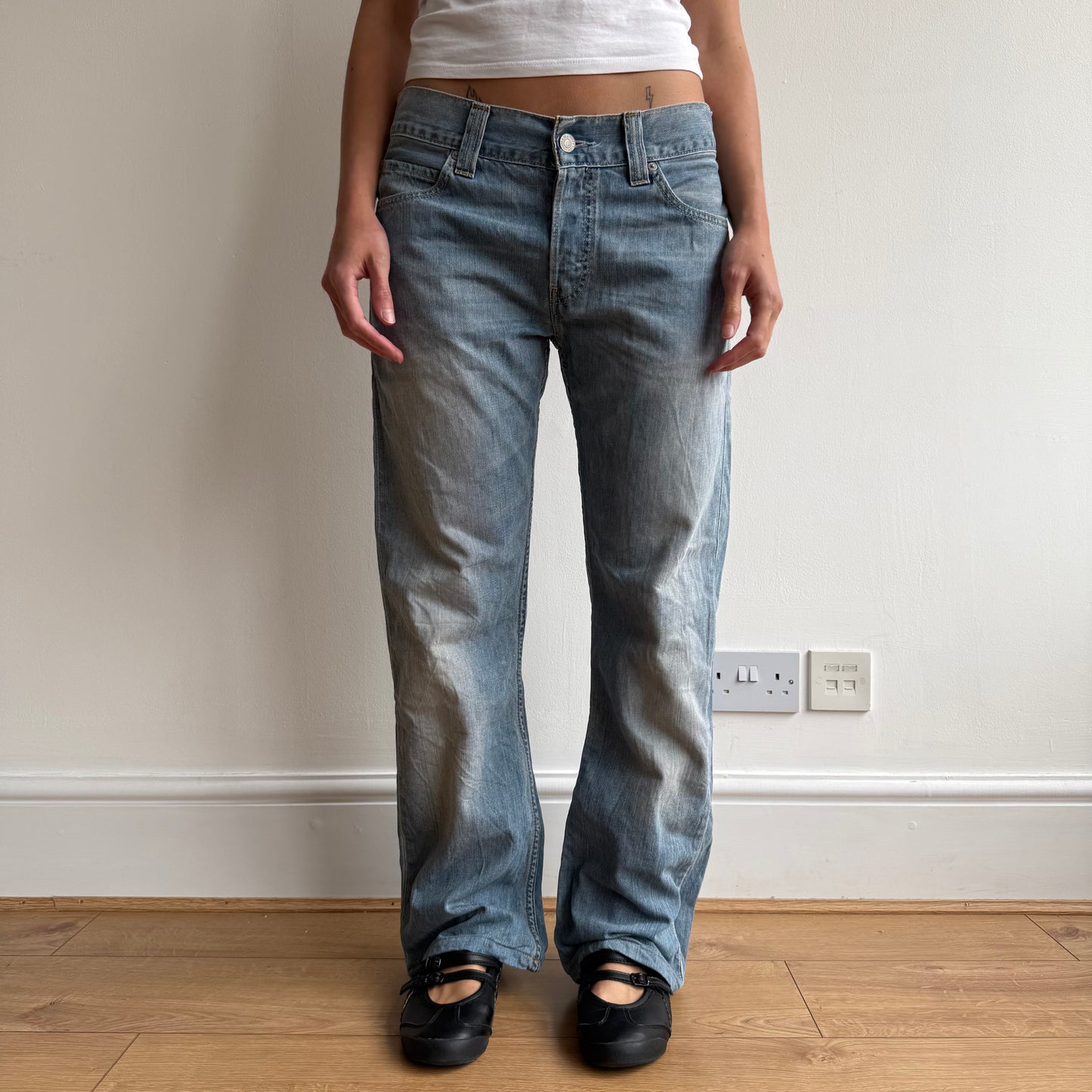 Levi’s 512 bootcut jeans - Size 32”