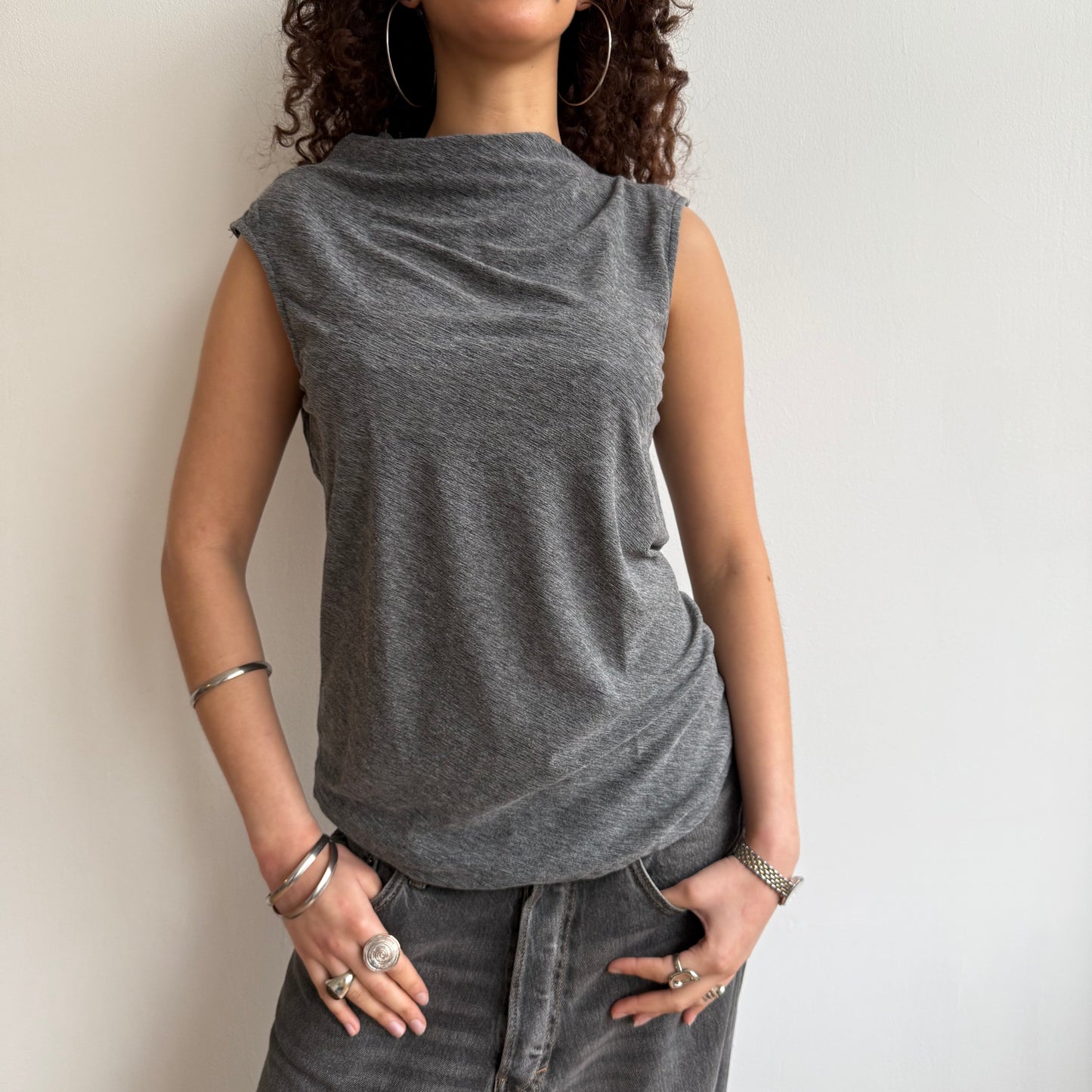 Grey asymmetric top - Size M
