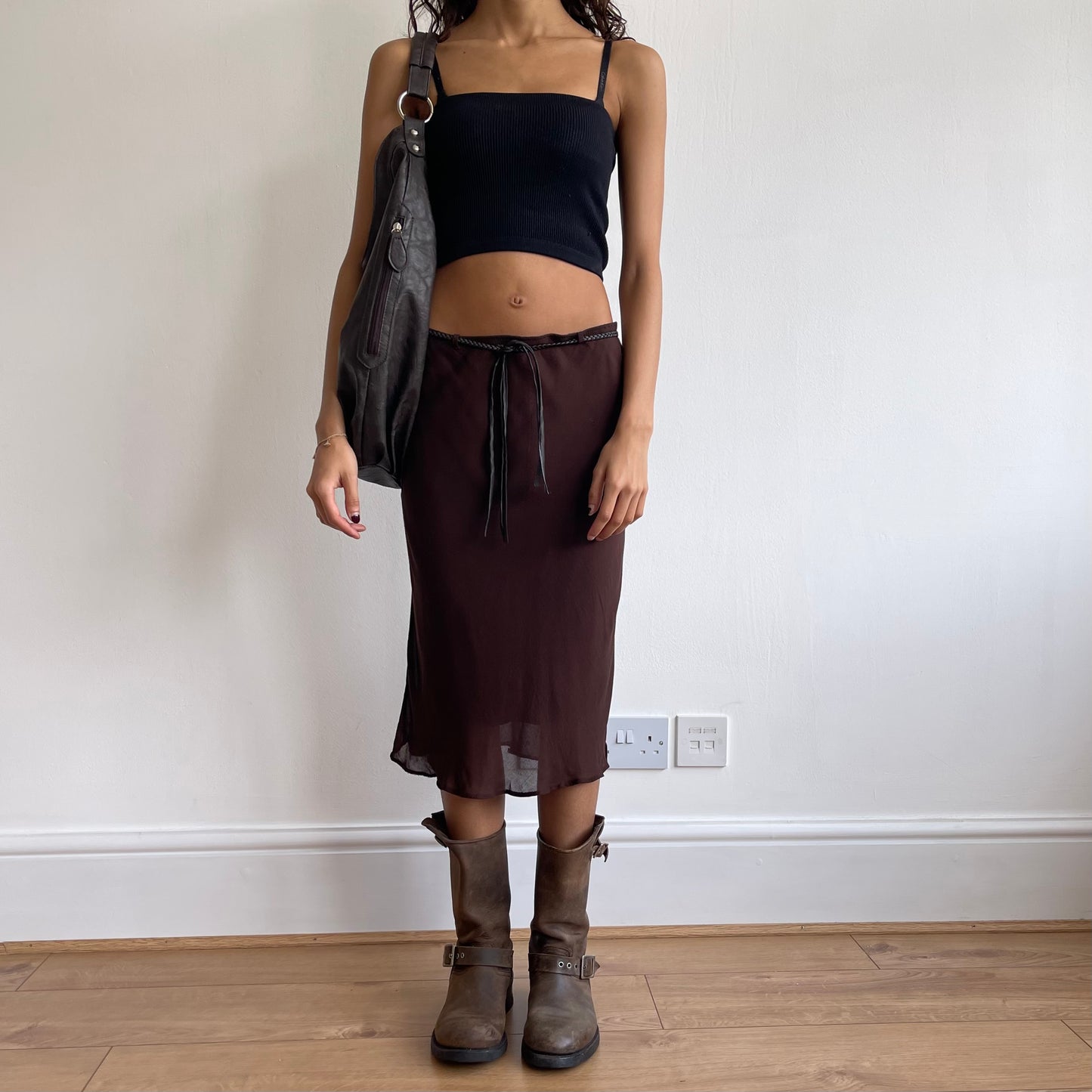 Brown midi skirt with belt - Size XS