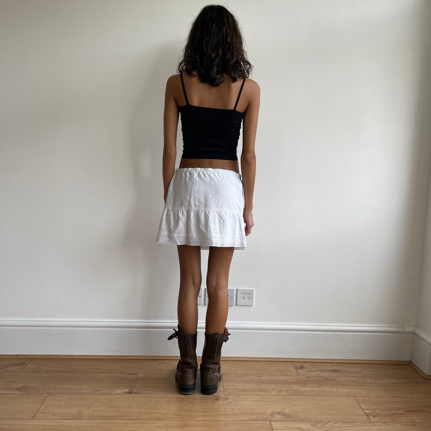 Broderie tie side mini skirt - Size S