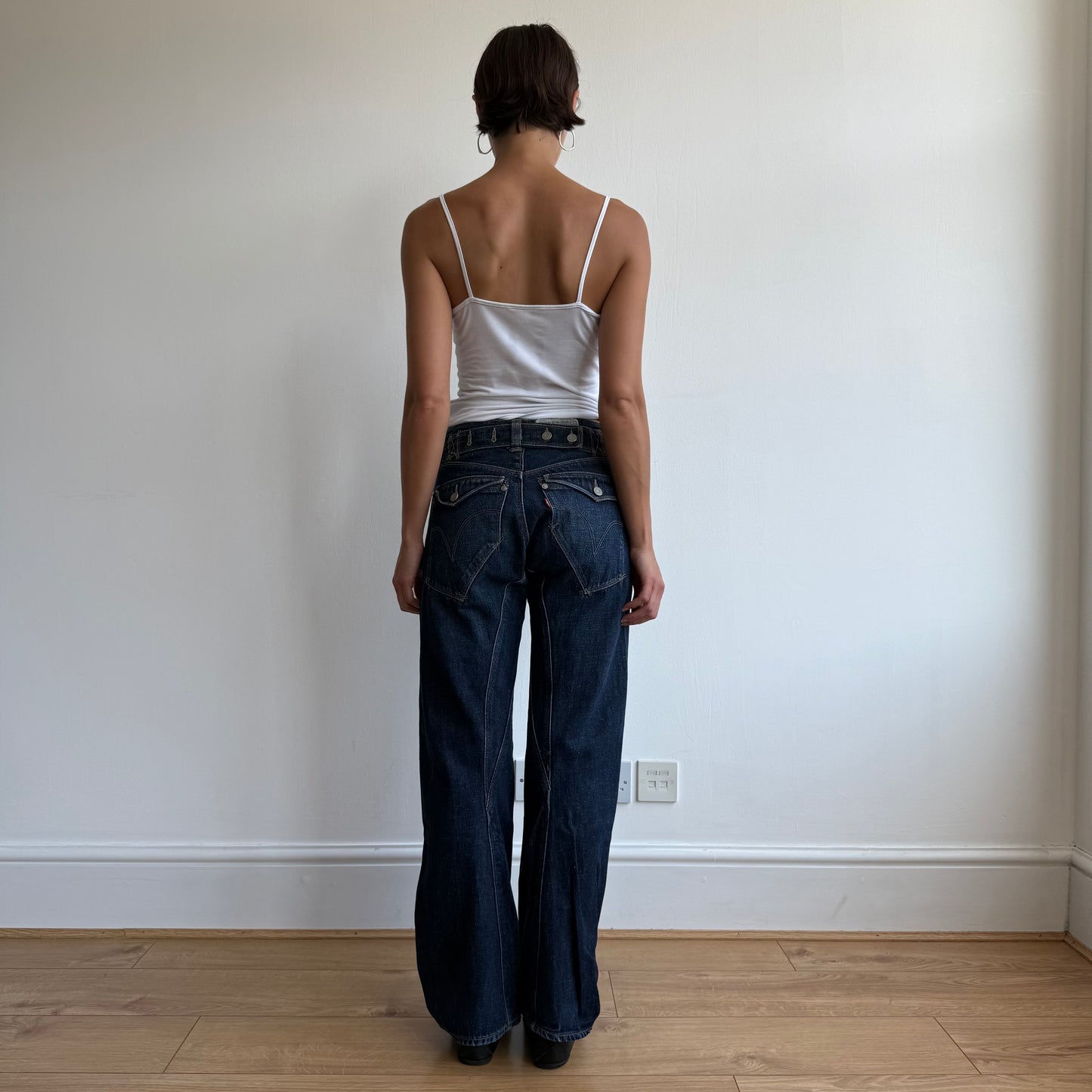 Levi’s Engineered dark wash button jeans - Size 29x32”