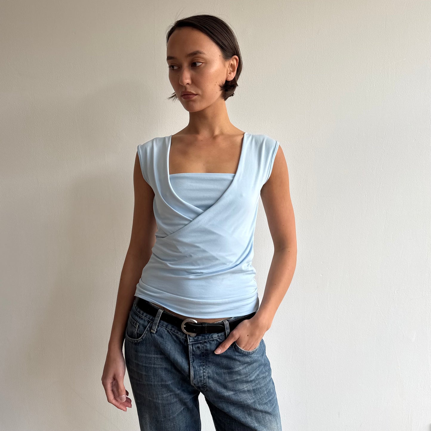 ‘The Keyhole Top’ sleeveless - Sky