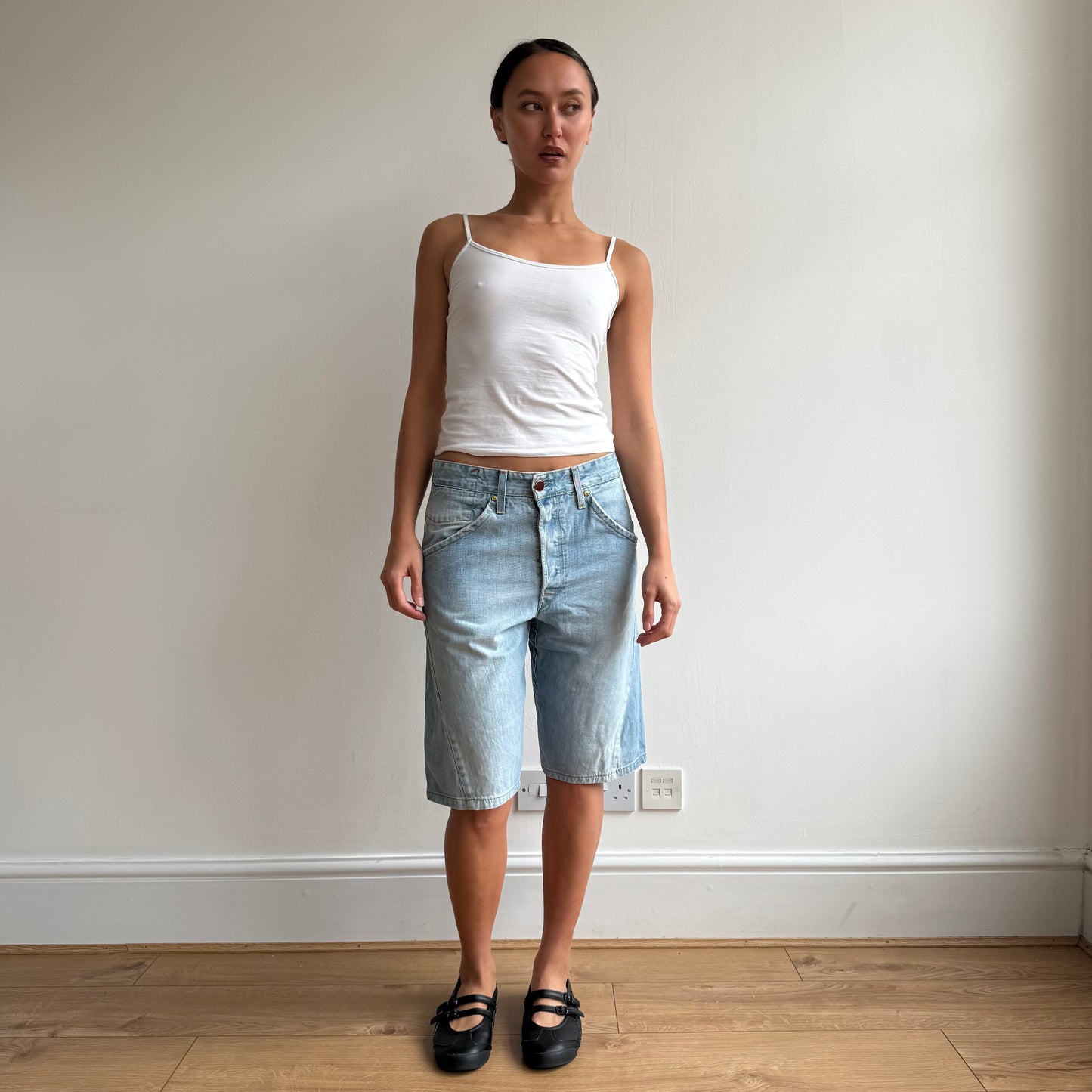 Levi’s Engineered button jorts - Size 30”