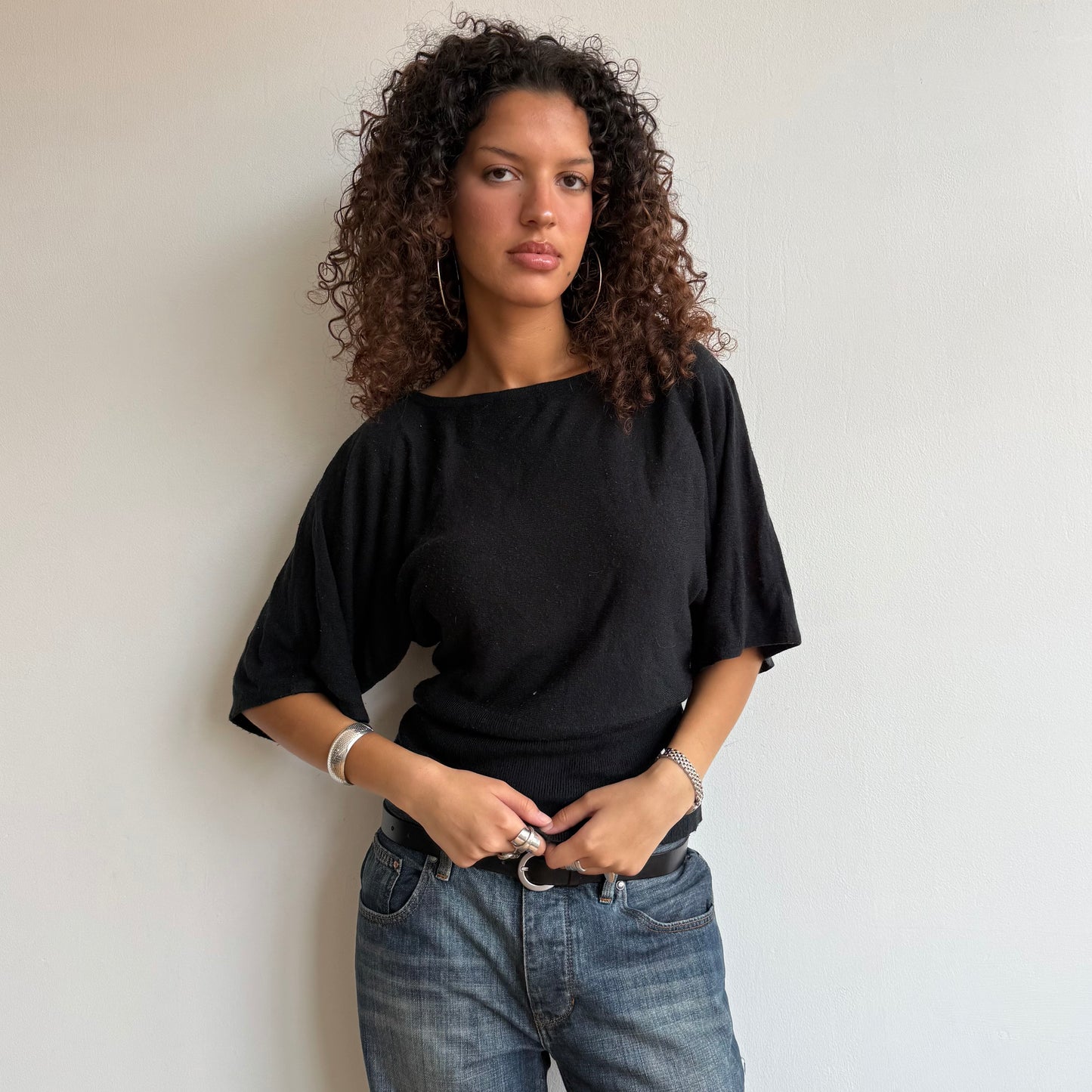 Black slouchy short sleeve knit - Size M